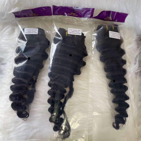 Hair Extensions - Picture 1 of 4